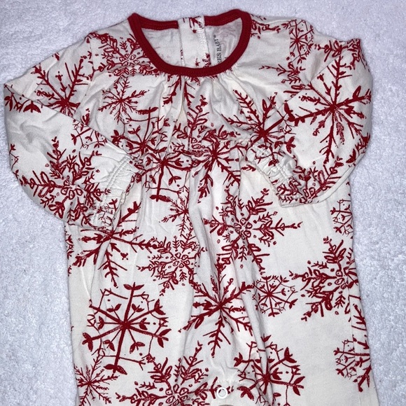 Burts bees baby red snowflake romper 0/3m - Picture 2 of 7
